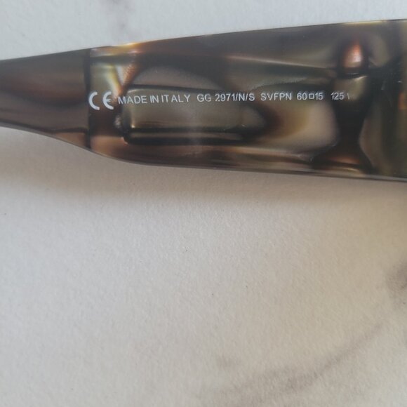 Gucci Tortoise Sunglasses - Picture 3 of 4